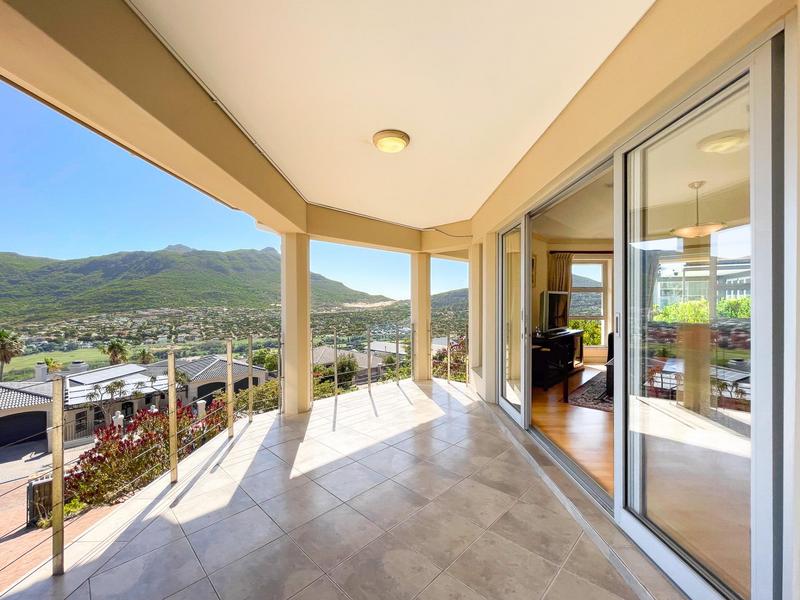 4 Bedroom Property for Sale in Hout Bay Western Cape